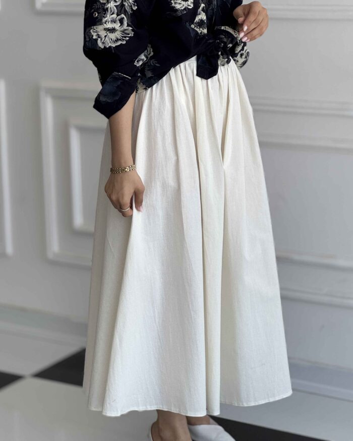 دامن چین سفید 2 scaled