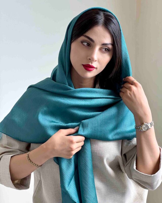 Blue green crystal shine scarf