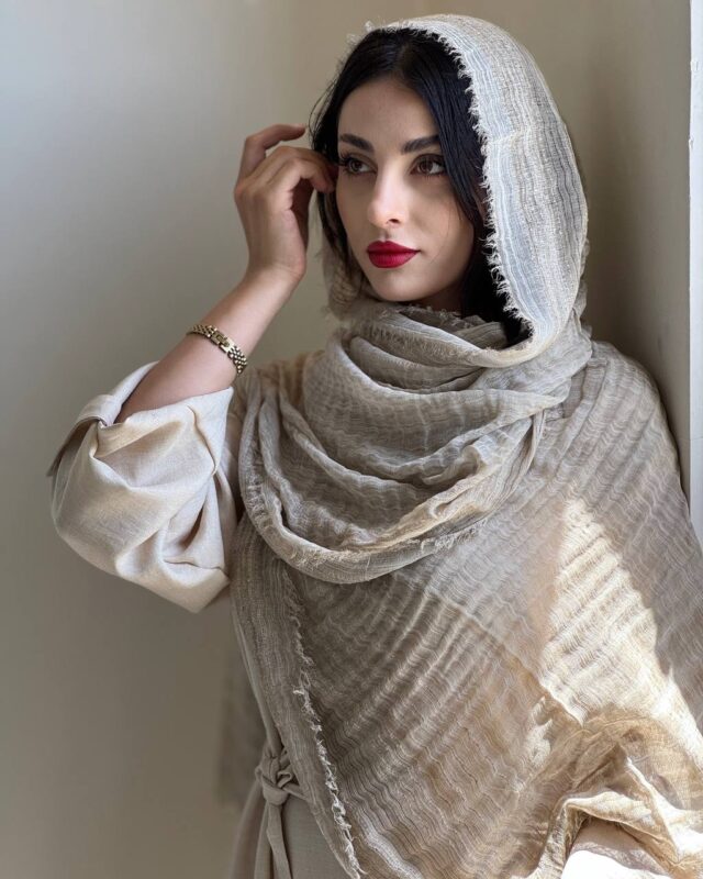 Cream Florentine Shawl
