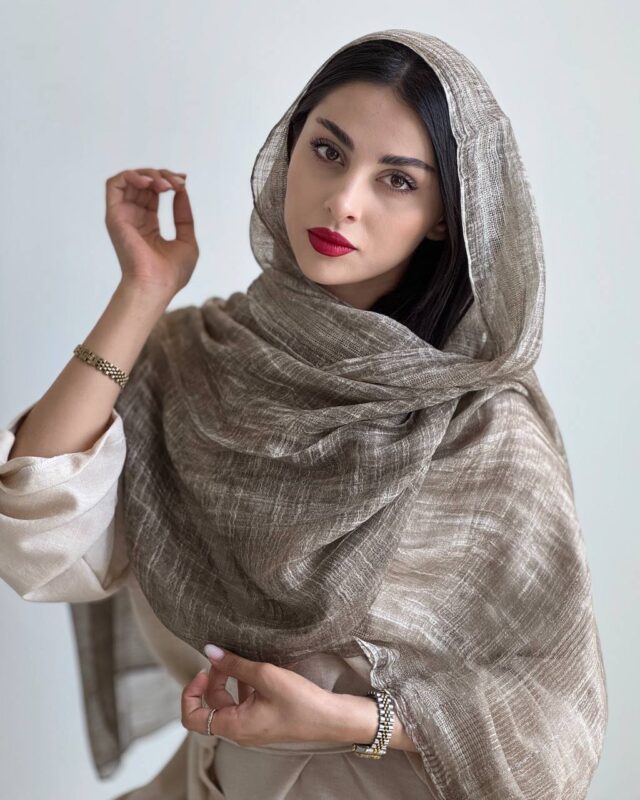 Khaki cream Elora shawl
