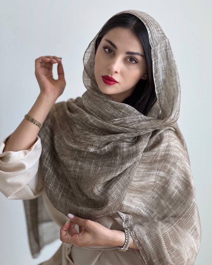 Khaki cream Elora shawl