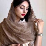 روسری رز رنگ موکا